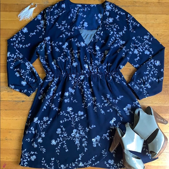 GAP Dresses & Skirts - GAP Navy Floral Cross Front Dress